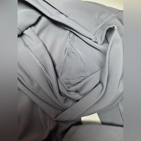 Lululemon•Play Off The Pleats Tight *25"•Cinch Side HR•Teal Shadow•LIKE NEW•4 - Picture 11 of 15